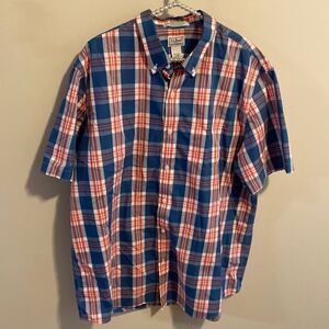 L.L. Bean Mens short sleeve button down shirt. Size XL.